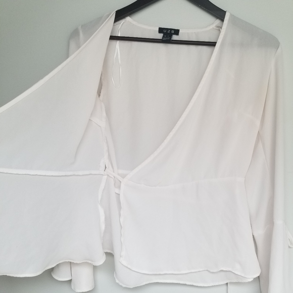 U2B blush off white sheer see through long bell sleeve wrap top S - Picture 4 of 9